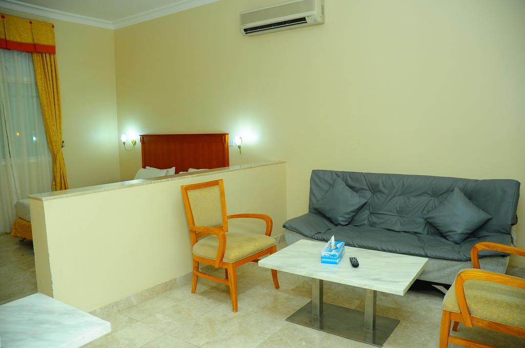 Al Faisal Hotel Suites Sur Cameră foto