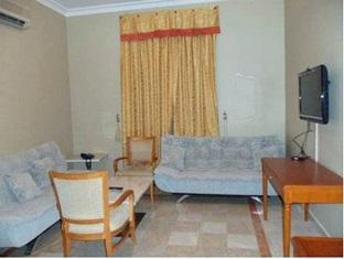 Al Faisal Hotel Suites Sur Exterior foto